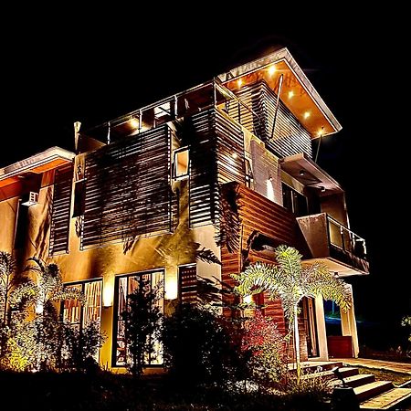 Overlooking Staycation At Sandari Batulao Tagaytay City Bagian luar foto