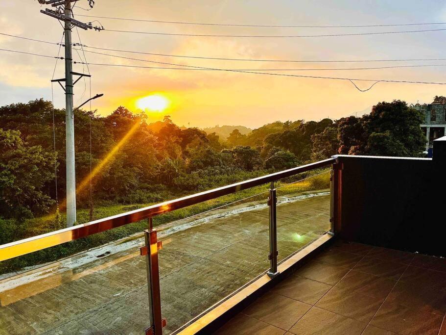 Overlooking Staycation At Sandari Batulao Tagaytay City Bagian luar foto
